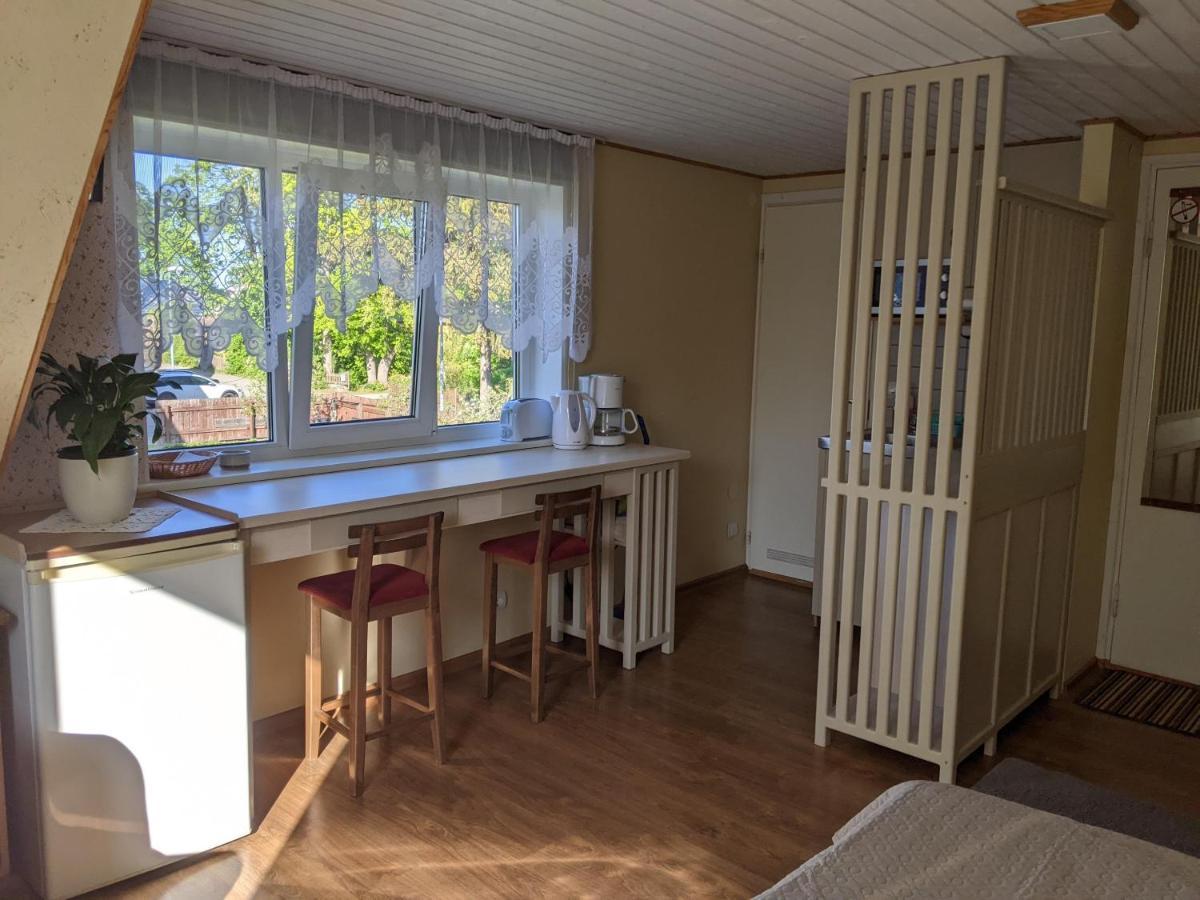 Paerna Guesthouse & Apartments Kuressaare Zewnętrze zdjęcie