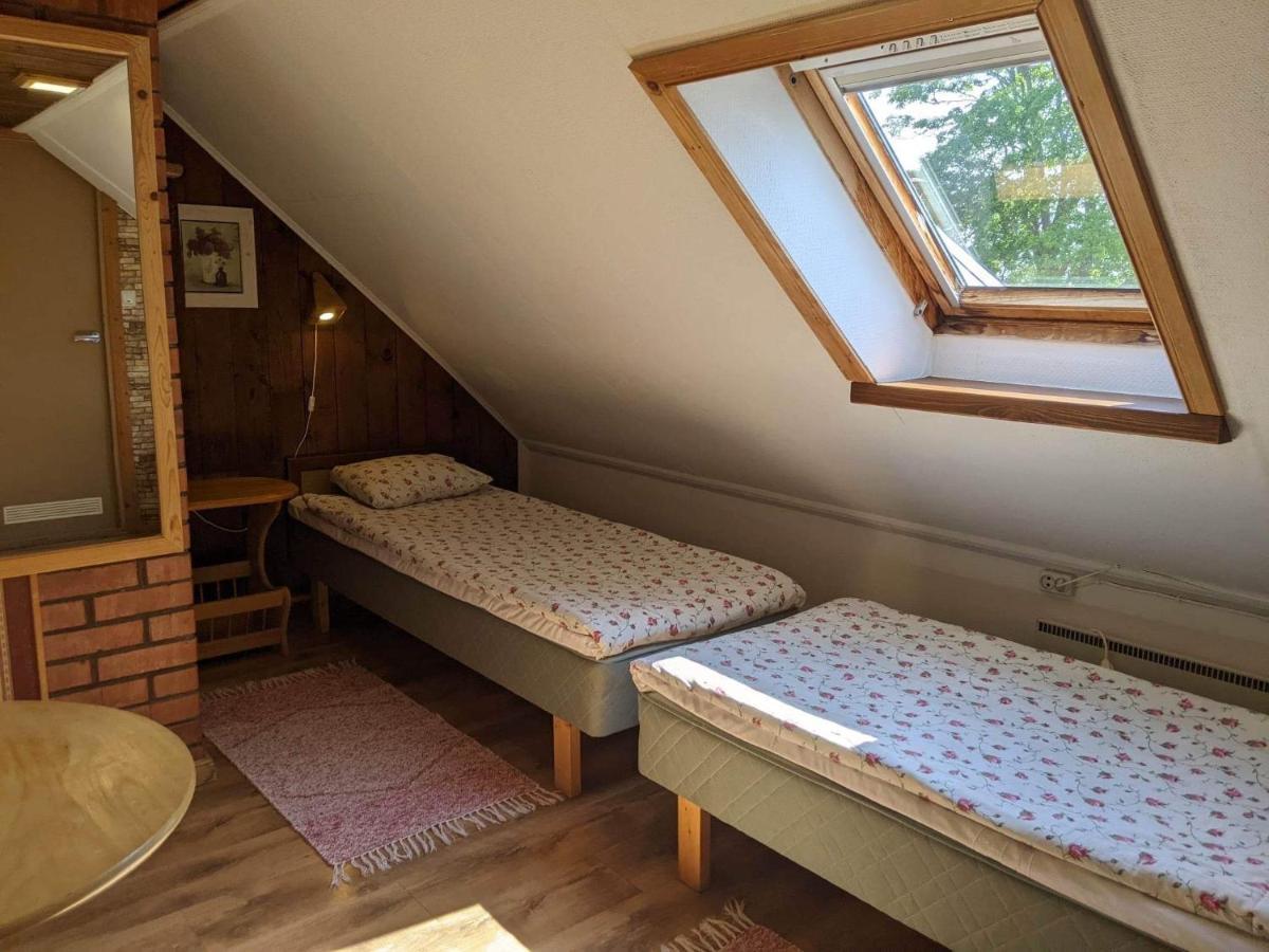 Paerna Guesthouse & Apartments Kuressaare Zewnętrze zdjęcie