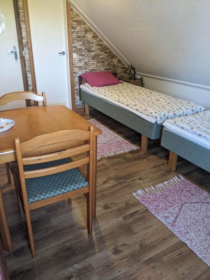 Paerna Guesthouse & Apartments Kuressaare Zewnętrze zdjęcie