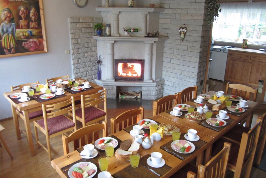 Paerna Guesthouse & Apartments Kuressaare Zewnętrze zdjęcie
